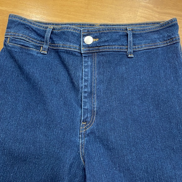 NWOT H&M Wide Leg Denim Jeans Women’s 10 Cropped Short Stretch Trendy - Picture 5 of 11